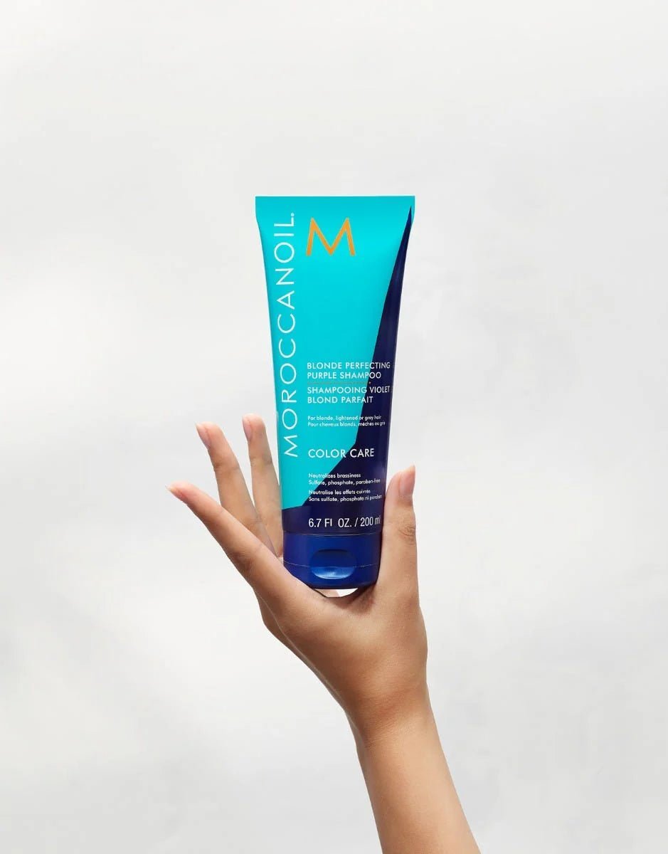 MOROCCANOIL Blonde Perfecting Purple Shampoo - Šviesiaplaukėms skirtas šampūnas - Oranžinis StiliusŠampūnasMorrocanOilOranžinis Stilius